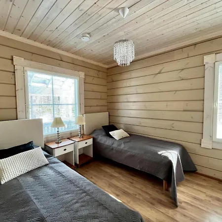 Aleksandra, Laatulomat Villa Juva