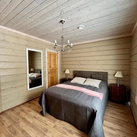 Vila Aleksandra, Laatulomat *