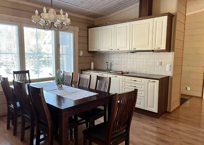 Aleksandra, Laatulomat Juva